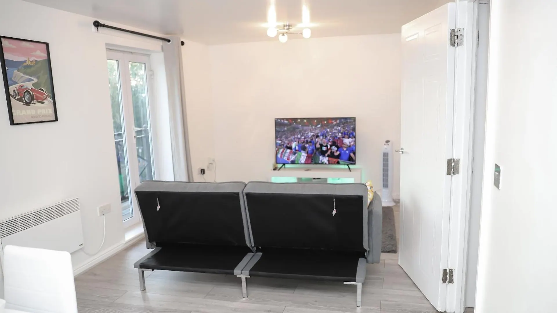 Stylish Flat By Sn Homes - Zone 4 Abbey Wood London