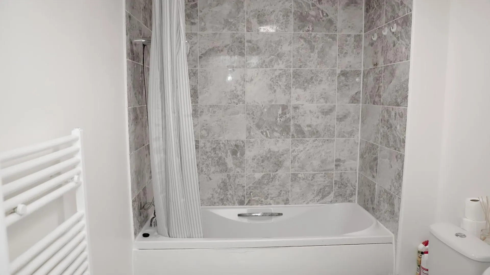 Apartment Stylish Flat By Sn Homes - Zone 4 Abbey Wood London