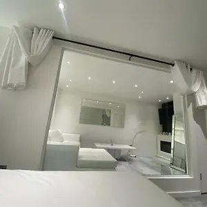 A Comfort & Peaceful Apartment