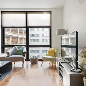 Londwell, Canary Wharf River Thames Penthouse Apartment