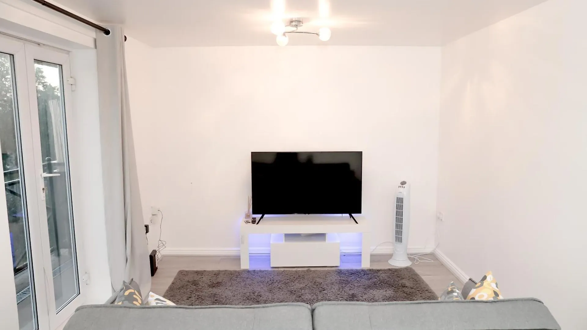 Stylish Flat By Sn Homes - Zone 4 Abbey Wood London