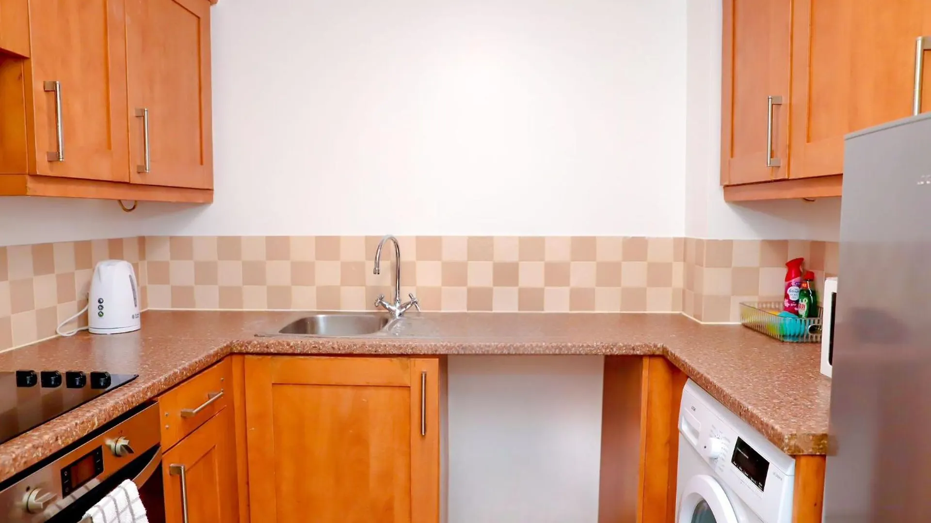 Apartment Stylish Flat By Sn Homes - Zone 4 Abbey Wood London